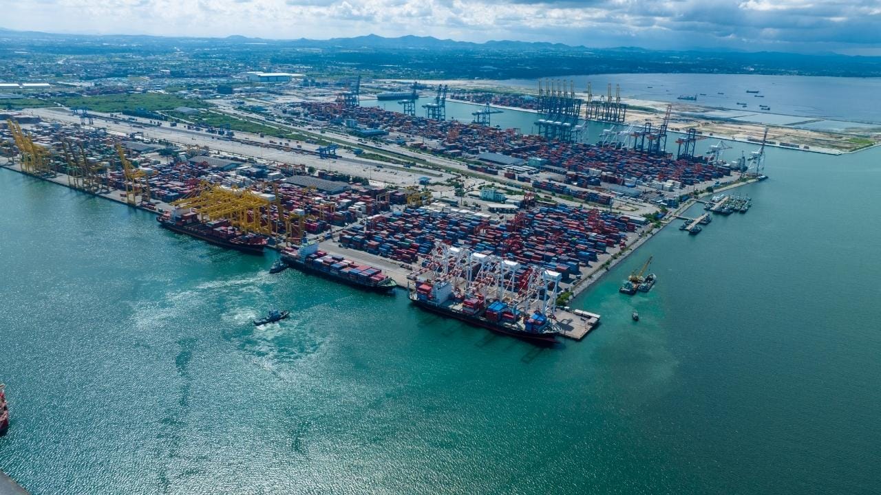 Maximizing Sales With Amazon FBA: Benefits, Costs, and Tips